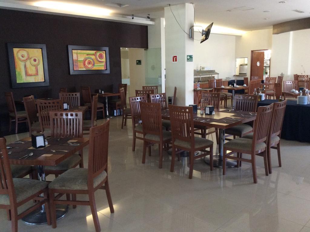 Hotel Soleil Business Class Celaya Exterior photo